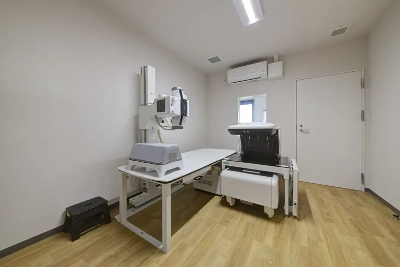 施設・設備案内 検査室 ファミリークリニック郡山台新 家族みんなの健康を支える、地域のかかりつけ医です。
